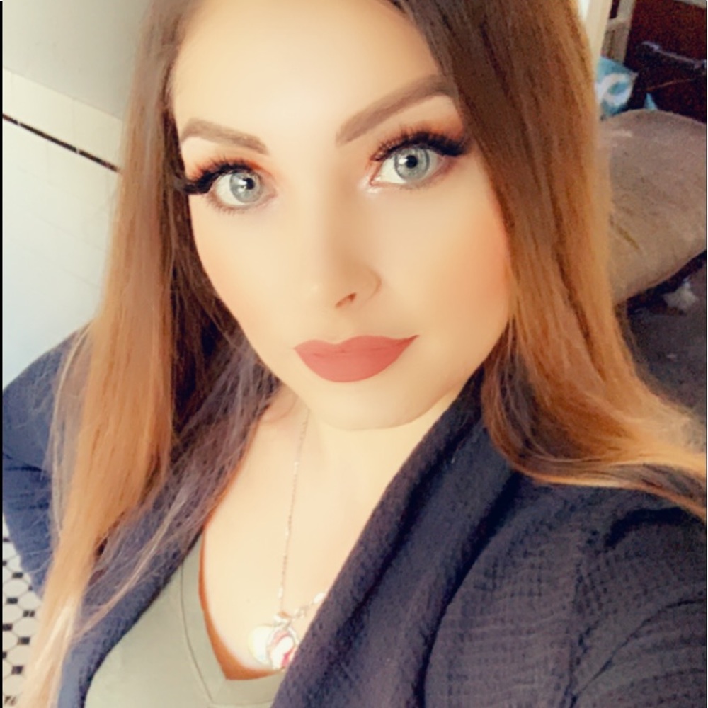 Meet your Posher, Cristy